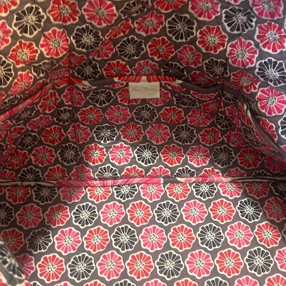 Vera Bradley large overnight travel bag 20x17x8 - Picture 11 of 11